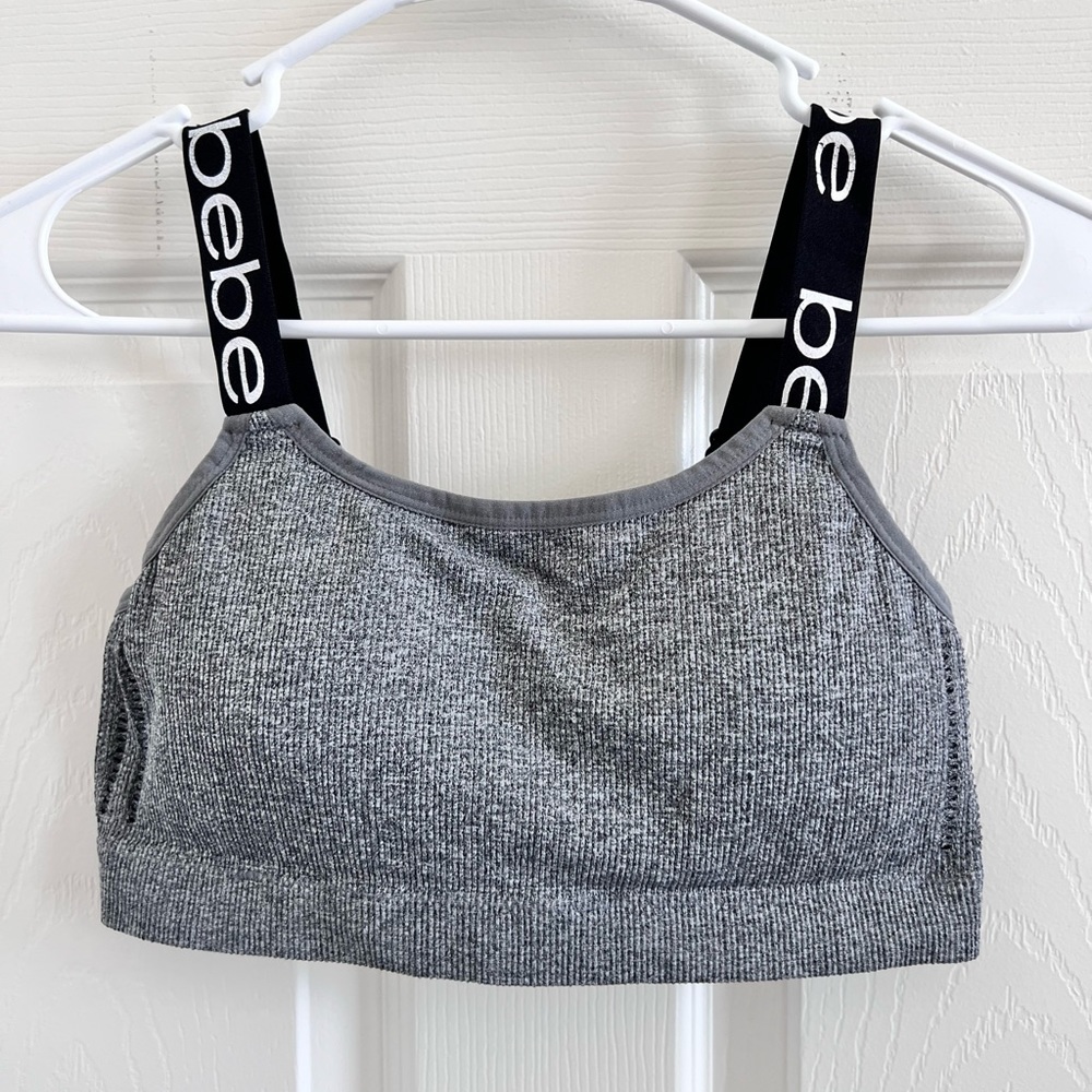 Women’s bebe Sport Bra EXCELLENT Condition.